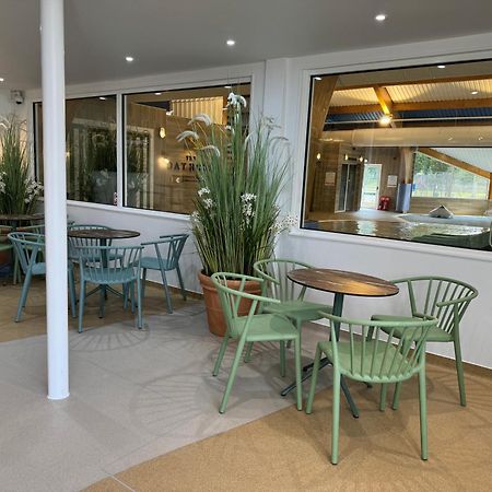 The Boat House, Hot Tub Lodge South Cerney Esterno foto